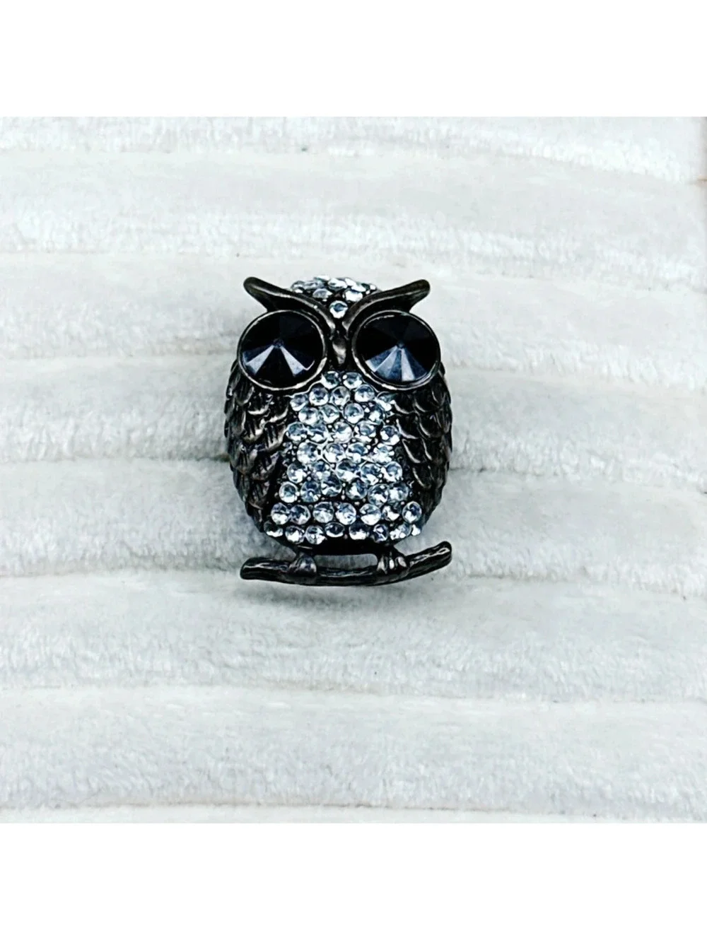 3010u. Bronze Owl Ring Glass 7.75